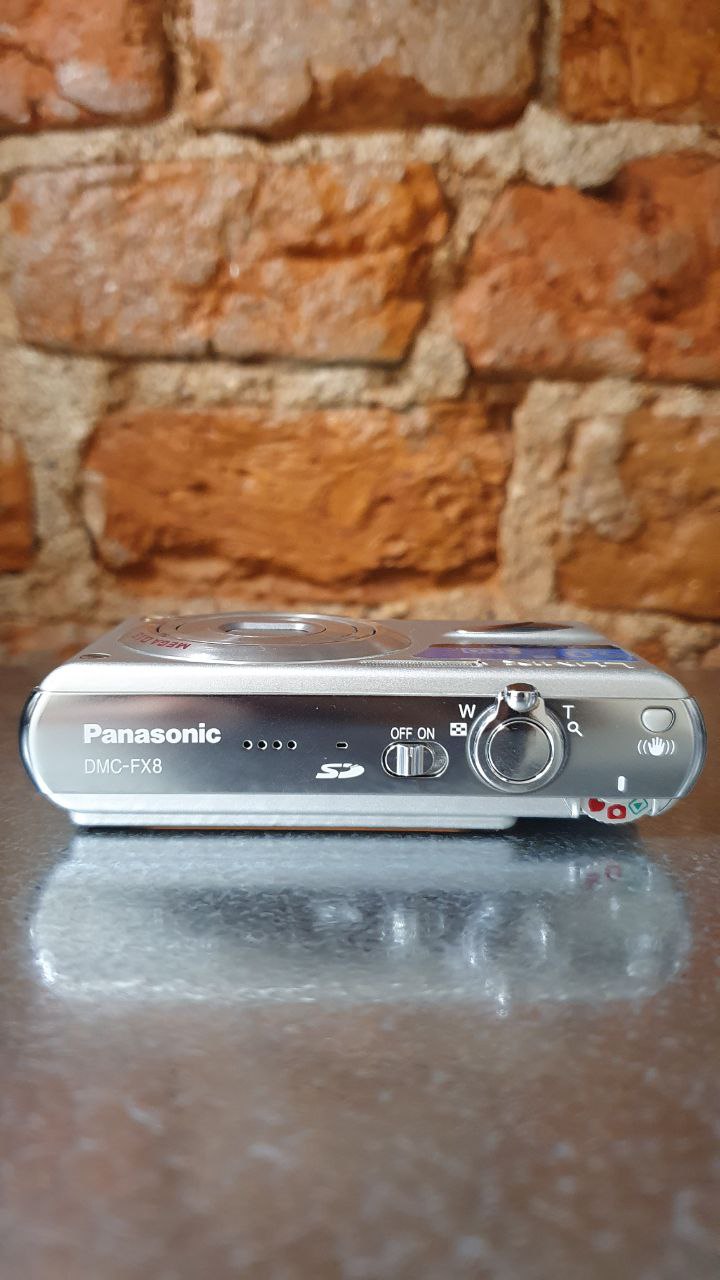Panasonic Lumix DMC-FX8 цифровой фотоаппарат