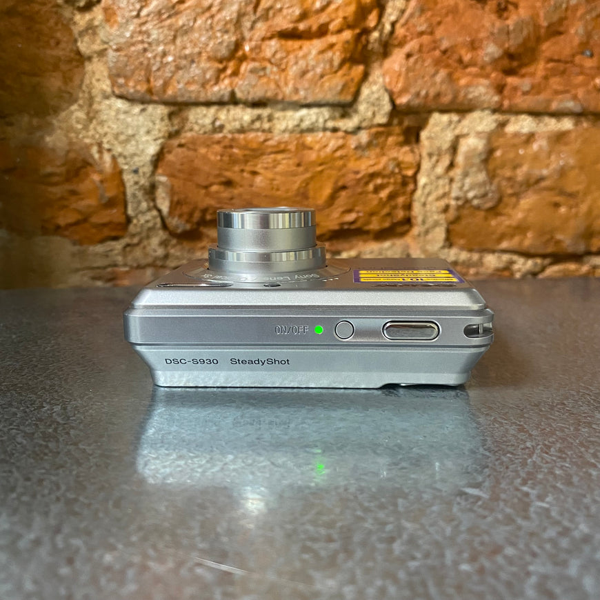 Sony Cyber-shot DSC-S930 цифровой фотоаппарат серебряный
