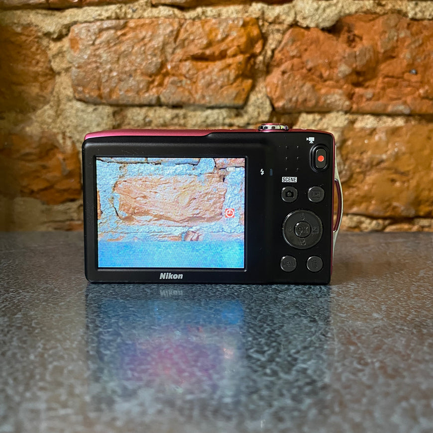 Nikon Coolpix S3300 цифровой фотоаппарат розовый