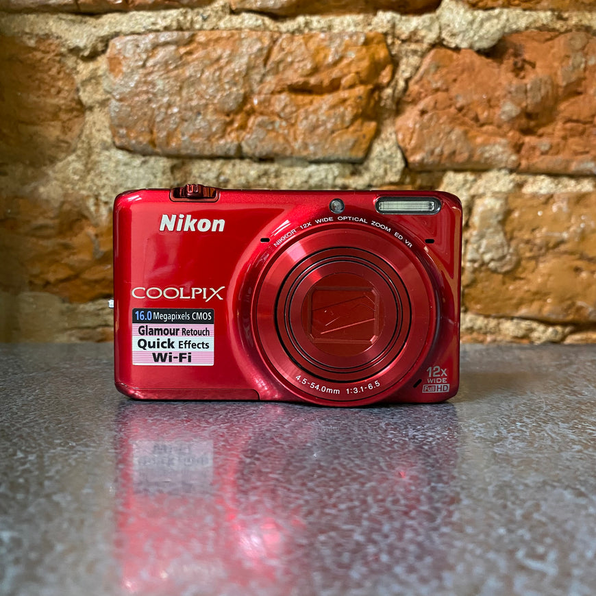 Nikon Coolpix S6500 красный металл цифровой фотоаппарат