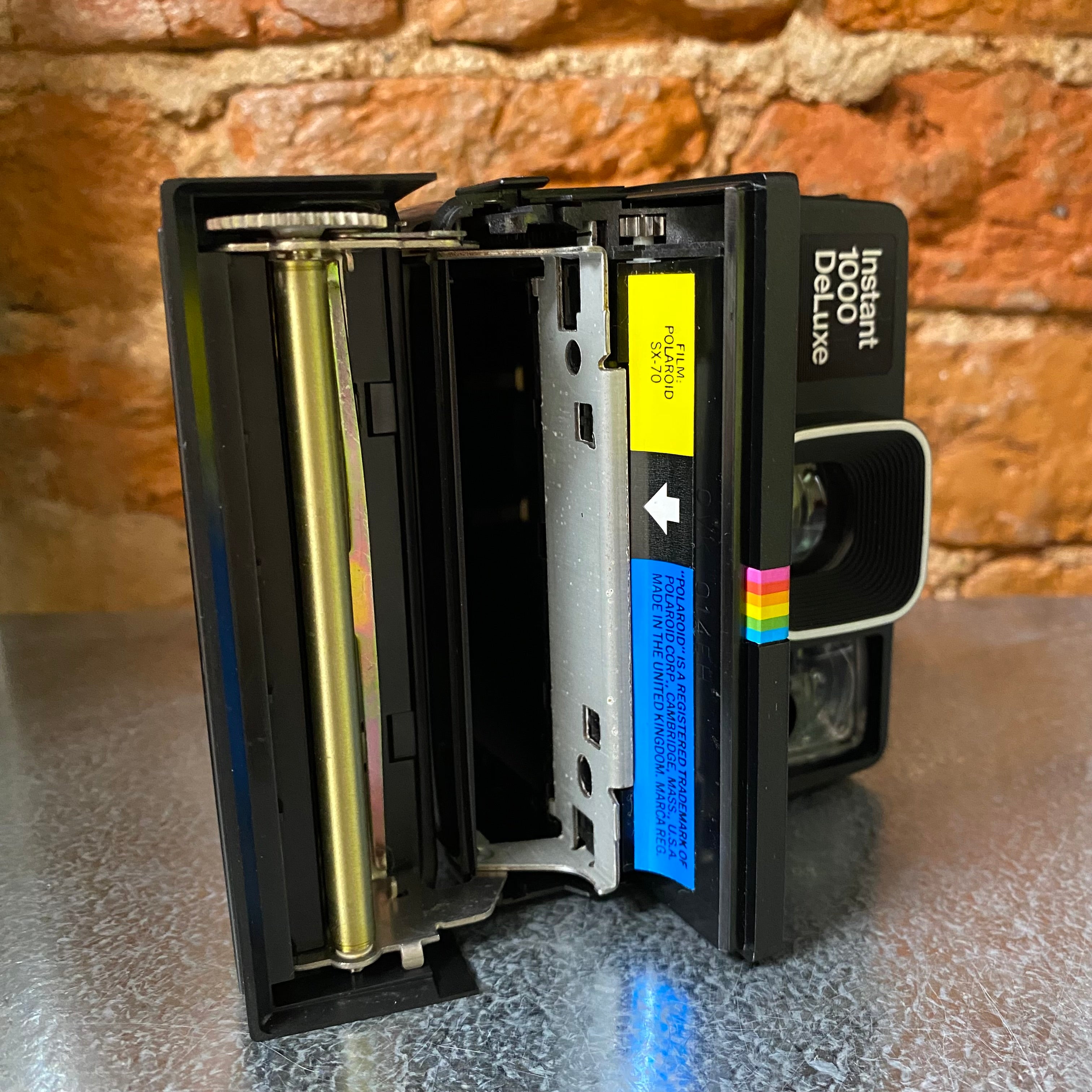 Polaroid SX-70 cameras from the 1970s make a comeback Polaroid SX-70 cameras from the 1970s make a comeback