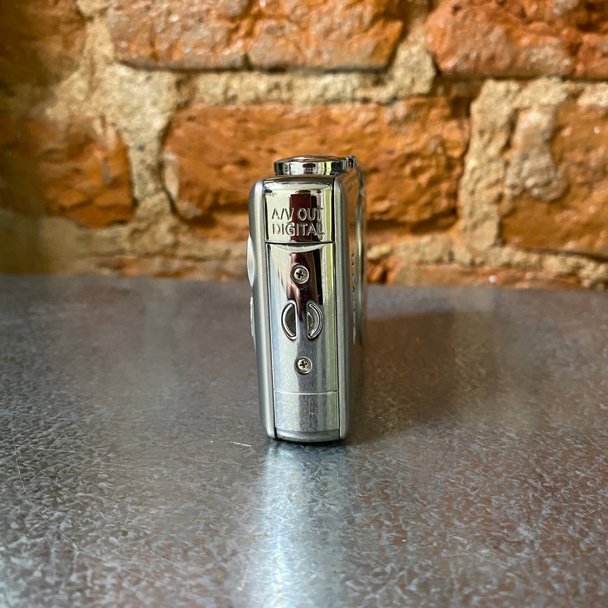 Sony Digital IXUS 40 цифровой фотоаппарат