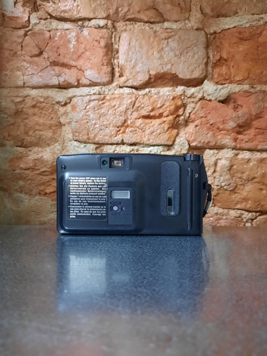 Minolta Riva Zoom AF5 пленочный фотоаппарат