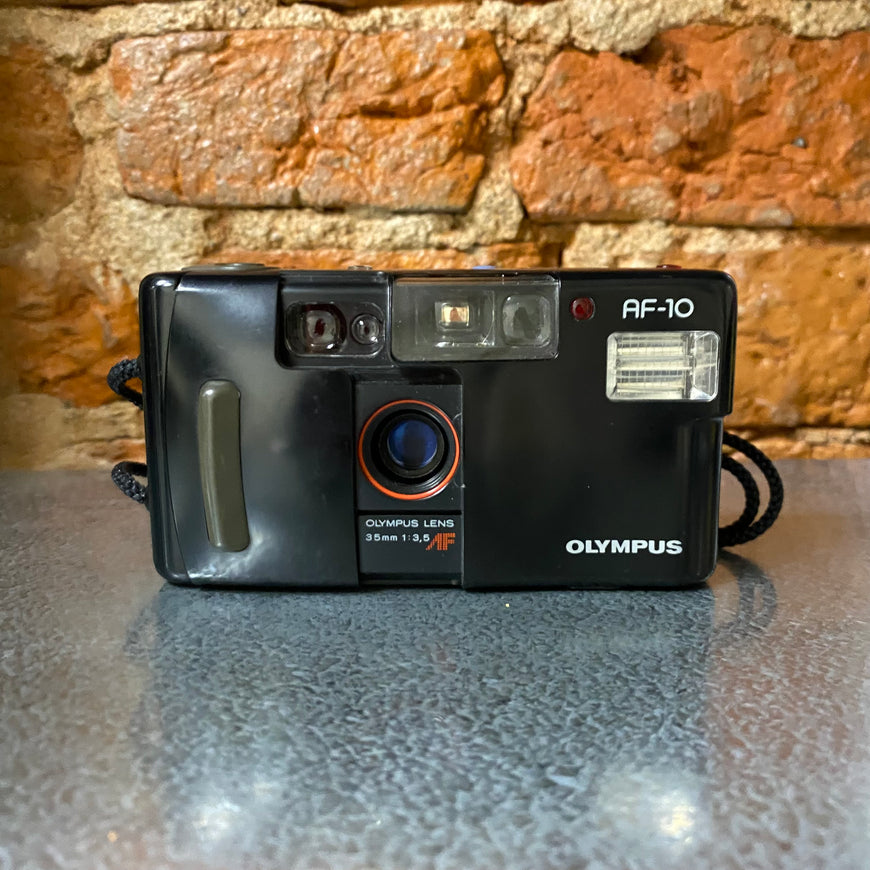 Olympus AF-10 пленочный фотоаппарат