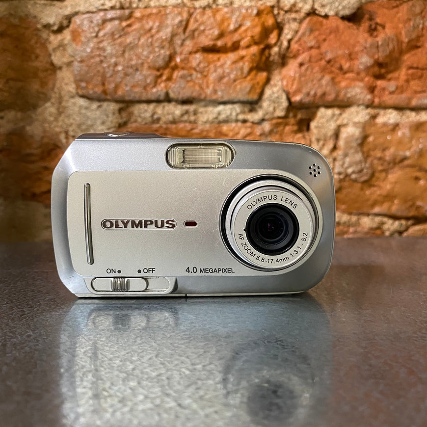 Olympus Camedia C-470 Zoom цифровой фотоаппарат