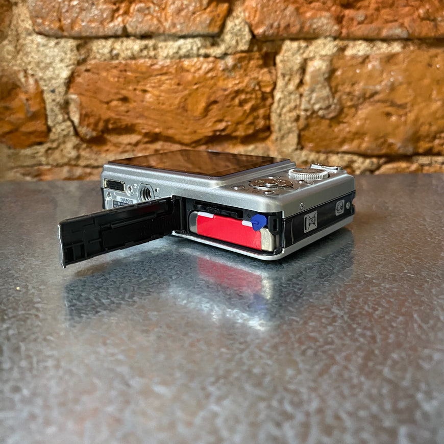 Sony Cyber-shot DSC-W110 серебряный цифровой фотоаппарат