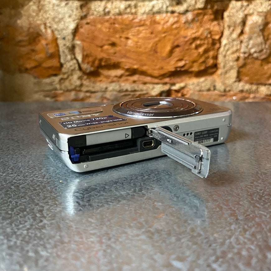 Sony Cyber-shot DSC-W630 серебро цифровой фотоаппарат