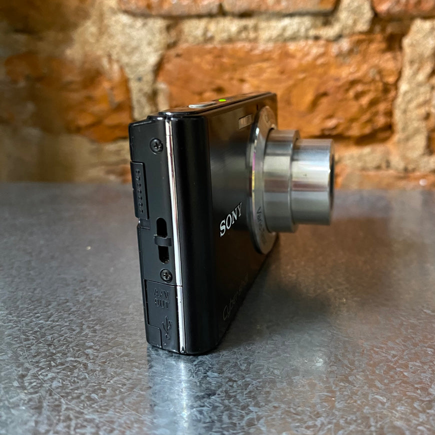 Sony Cyber-shot DSC-W320 черный цифровой фотоаппарат