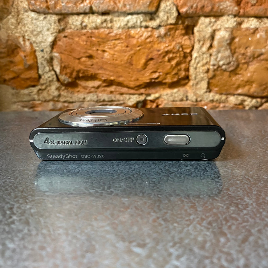 Sony Cyber-shot DSC-W320 черный цифровой фотоаппарат