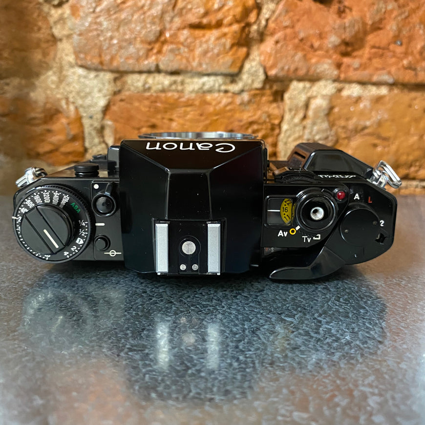 Canon A-1 50mm 1.4 зеркальный пленочный фотоаппарат