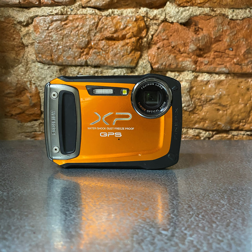 Fujifilm FinePix XP150 оранжевый цифровой фотоаппарат