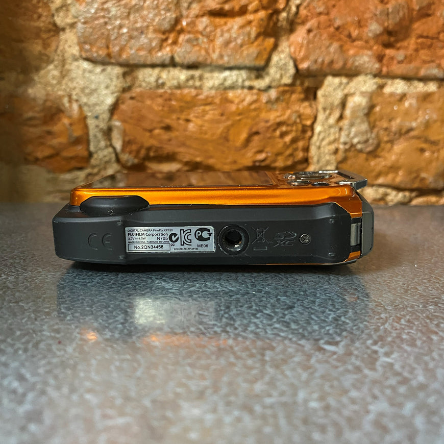 Fujifilm FinePix XP150 оранжевый цифровой фотоаппарат