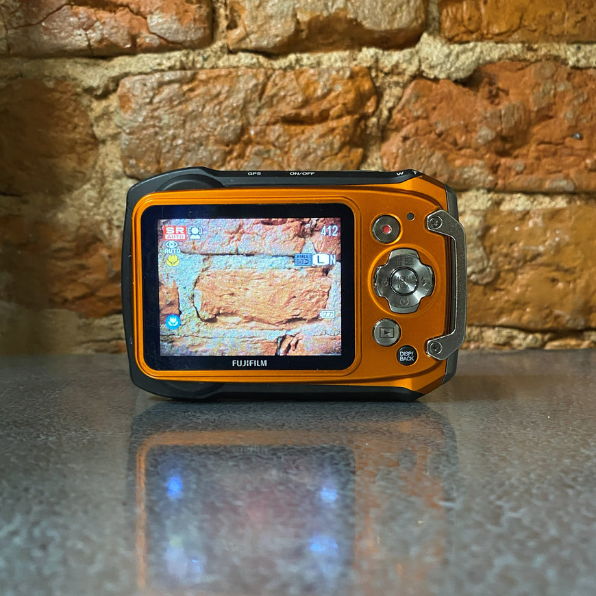 Fujifilm FinePix XP150 оранжевый цифровой фотоаппарат