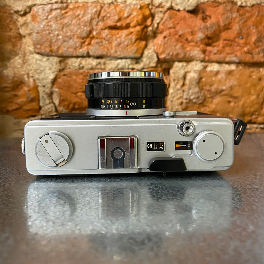 Olympus 35DC дальномерный пленочный фотоаппарат