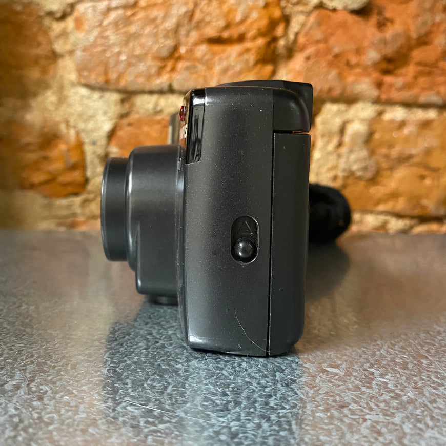 Olympus Superzoom 70 пленочный фотоаппарат