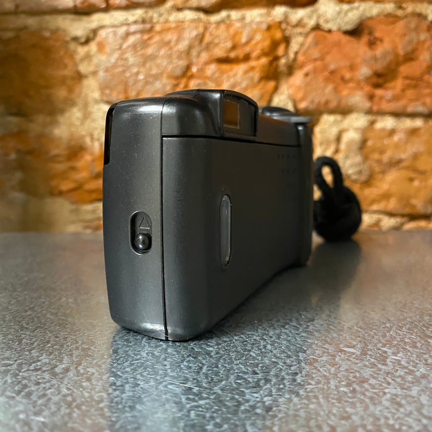 Olympus Superzoom 70 пленочный фотоаппарат