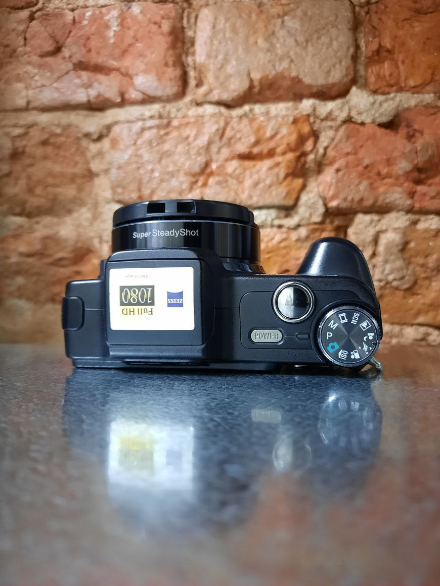 Sony Cyber-Shot DSC-H10 черный цифровой фотоаппарат