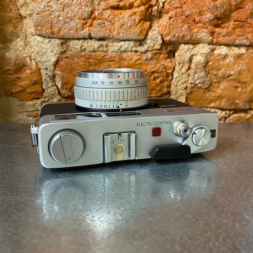 Minolta HI-MATIC E пленочный фотоаппарат дальномерный