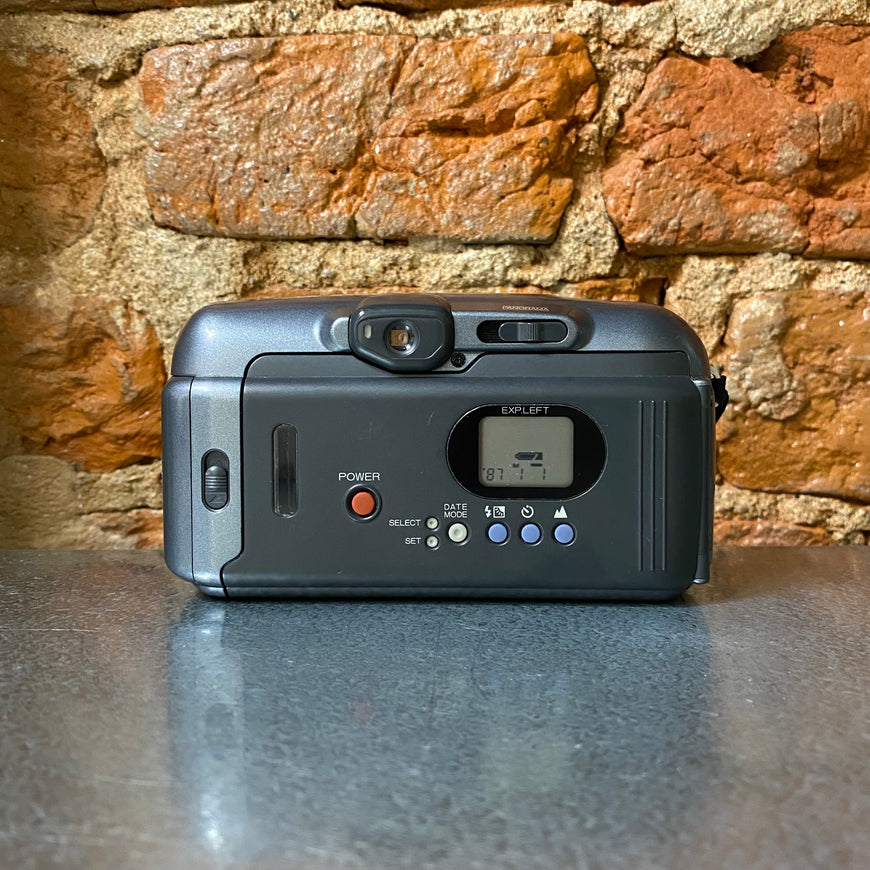 Fuji DL-550 Zoom Date пленочный фотоаппарат