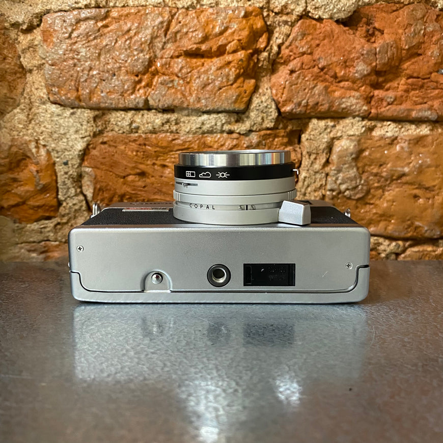 Canon Canonet QL17 пленочный фотоаппарат