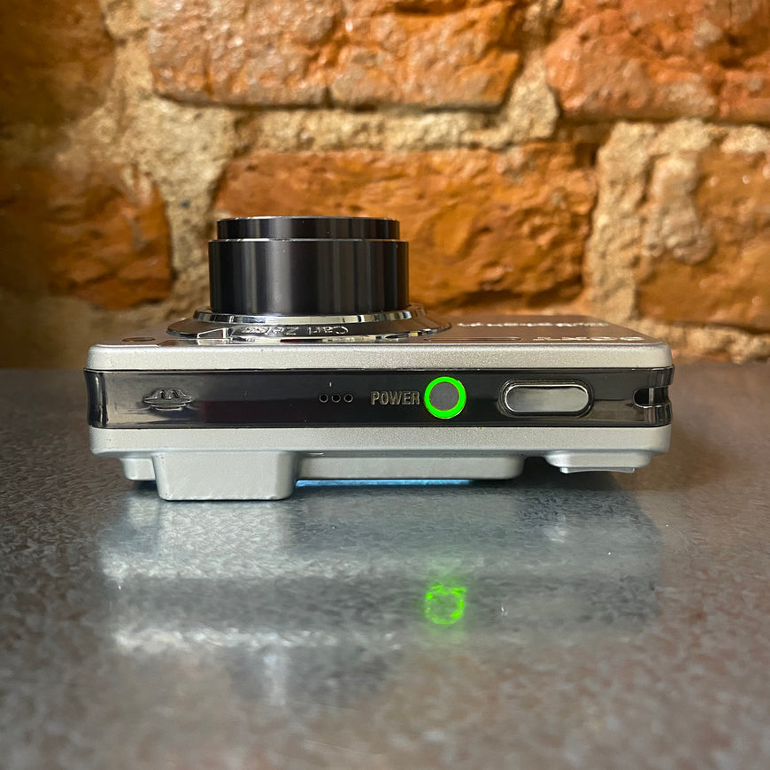 Sony Cyber-shot DSC-W170 серебро цифровой фотоаппарат