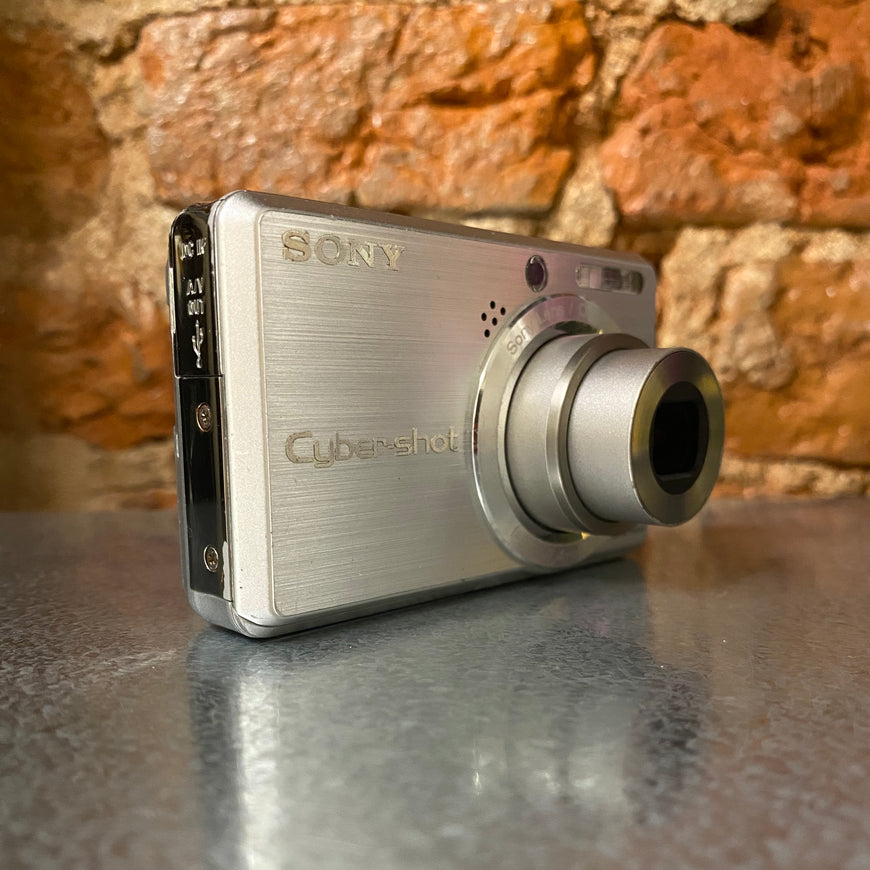 Sony Cyber-shot DSC-S750 цифровой фотоаппарат