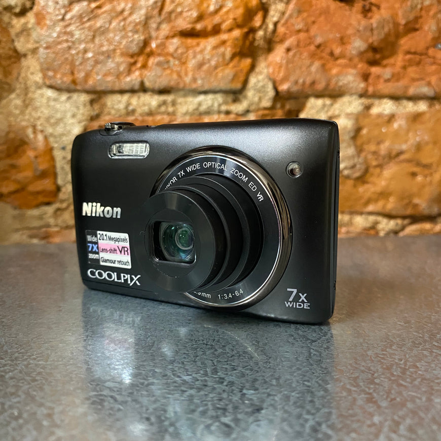 Nikon Coolpix S3400 черный цифровой фотоаппарат