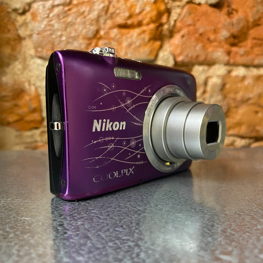Nikon Coolpix S2800 purple цифровой фотоаппарат
