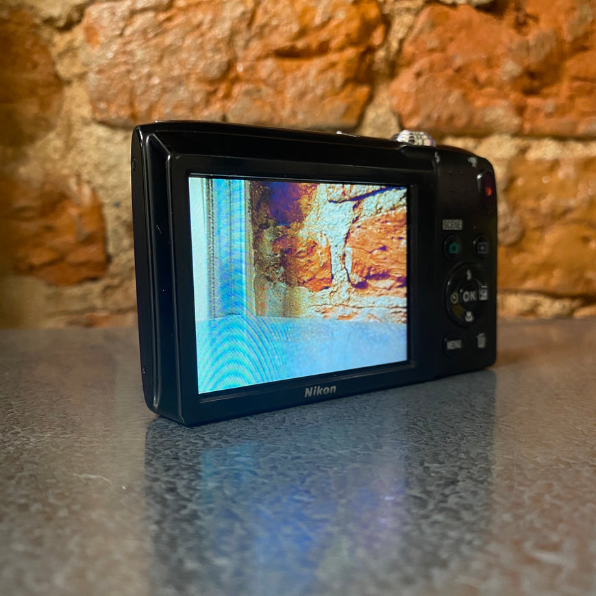 Nikon Coolpix S2800 purple цифровой фотоаппарат