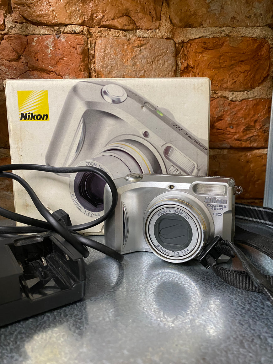 Nikon Coolpix 4800 коробка цифровой фотоаппарат