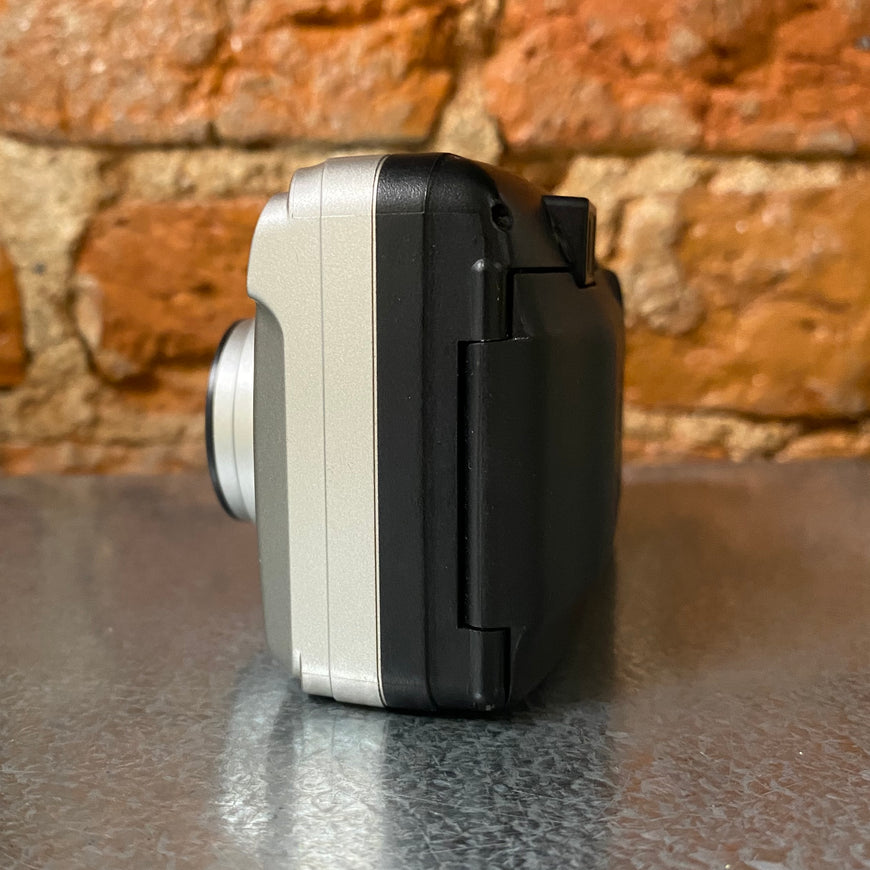 Olympus Superzoom 80G пленочный фотоаппарат