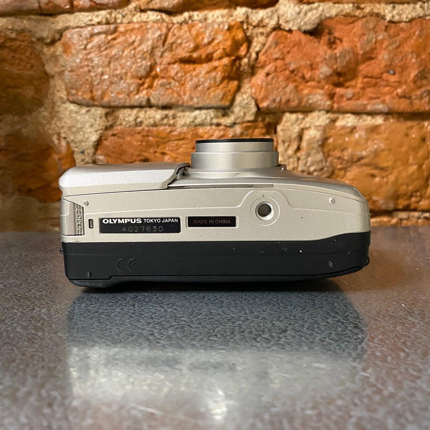 Olympus Superzoom 80G пленочный фотоаппарат