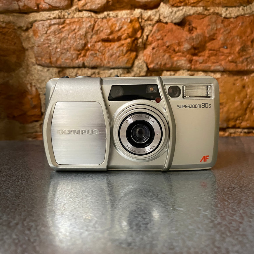Olympus Superzoom 80S пленочный фотоаппарат
