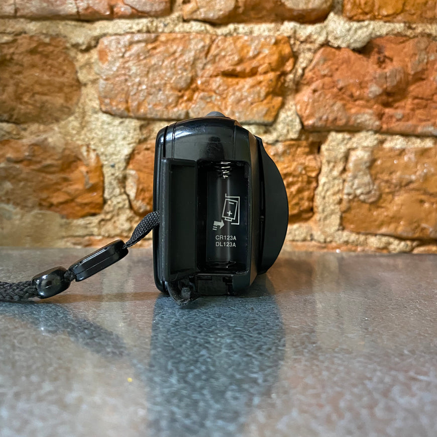 Olympus mju zoom 105 черный пленочный фотоаппарат