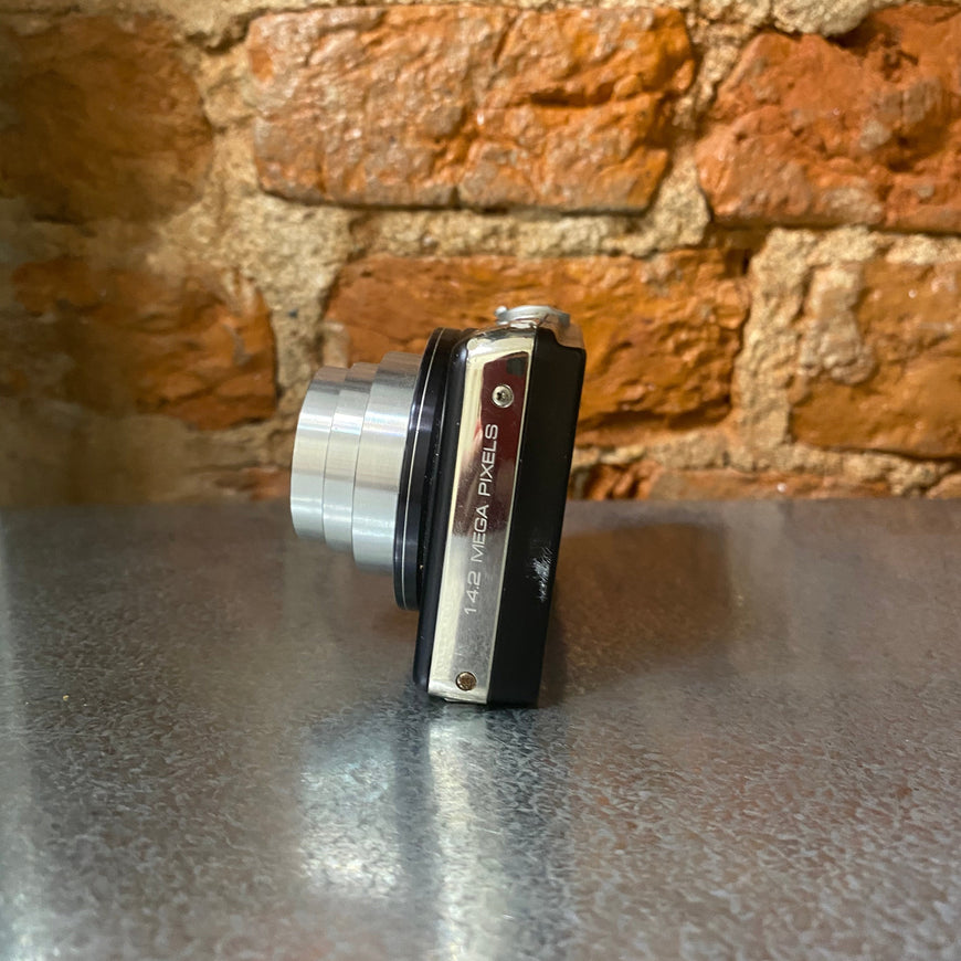 Samsung PL210 цифровой фотоаппарат