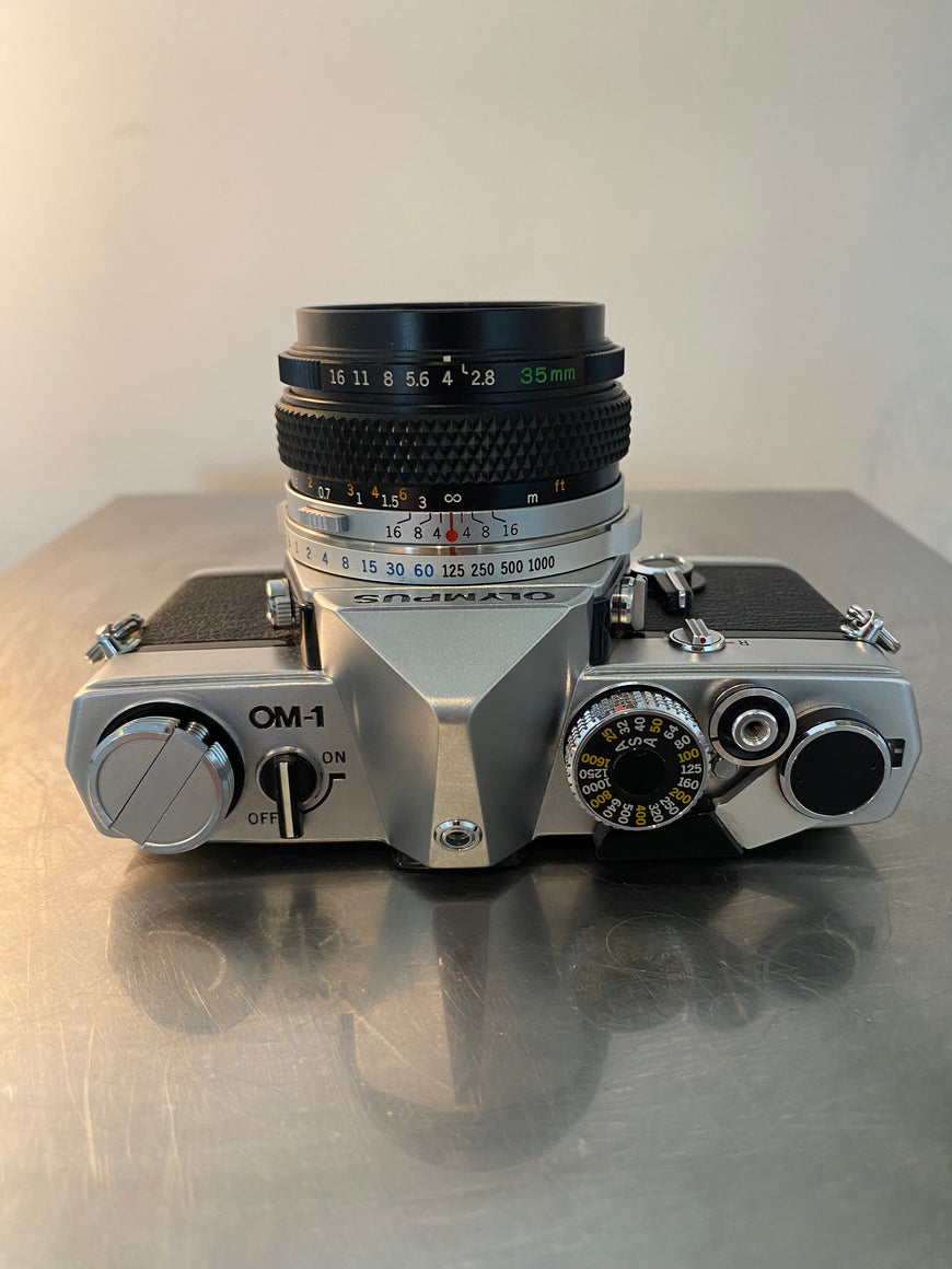 Olympus OM-1 G.zuiko 2.8 пленочный фотоаппарат