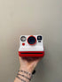 Polaroid Now красно белый в аренду на неделю