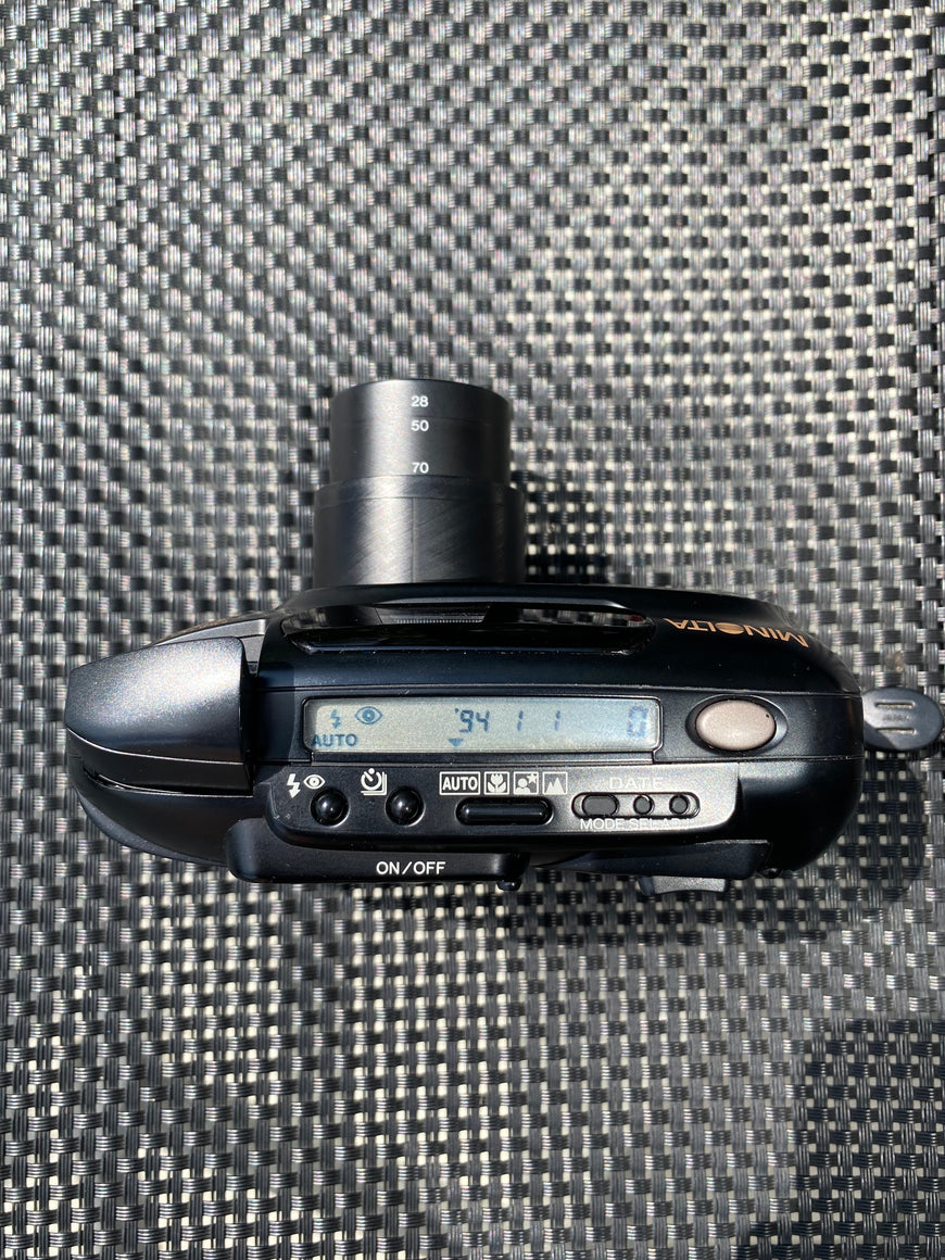 Minolta Explorer / Riva zoom 70w фотоаппарат пленочный