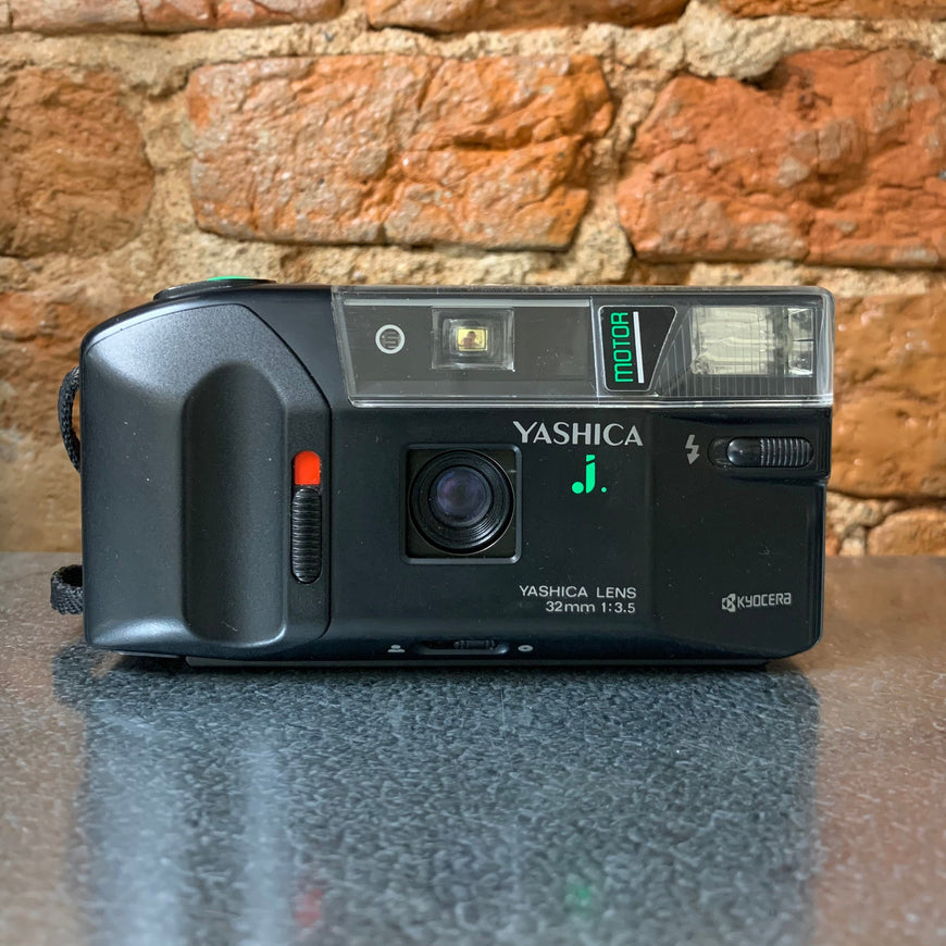 Yashica J motor Kyocera 3.5 пленочный фотоаппарат