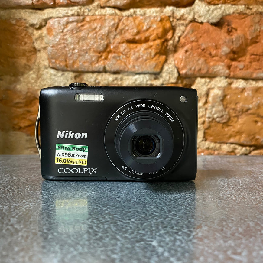 Nikon Coolpix S3200 черный цифровой фотоаппарат