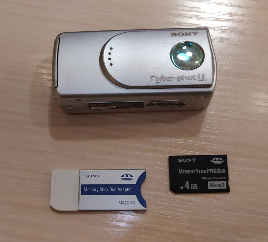 Sony Cyber-shot DSC U-30 цифровой фотоаппарат