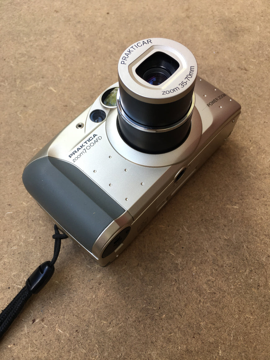 Praktica Zoom 700 AFD плёночный фотоаппарат