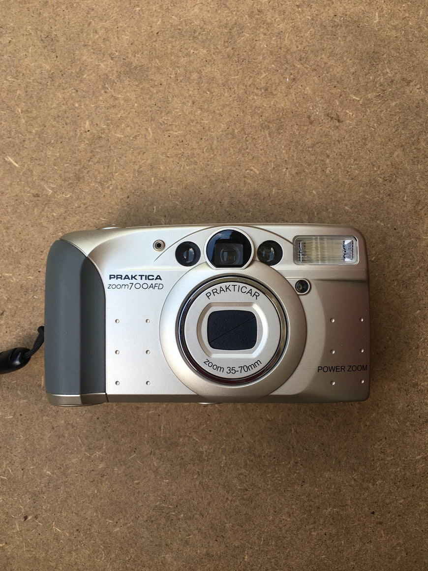 Praktica Zoom 700 AFD плёночный фотоаппарат