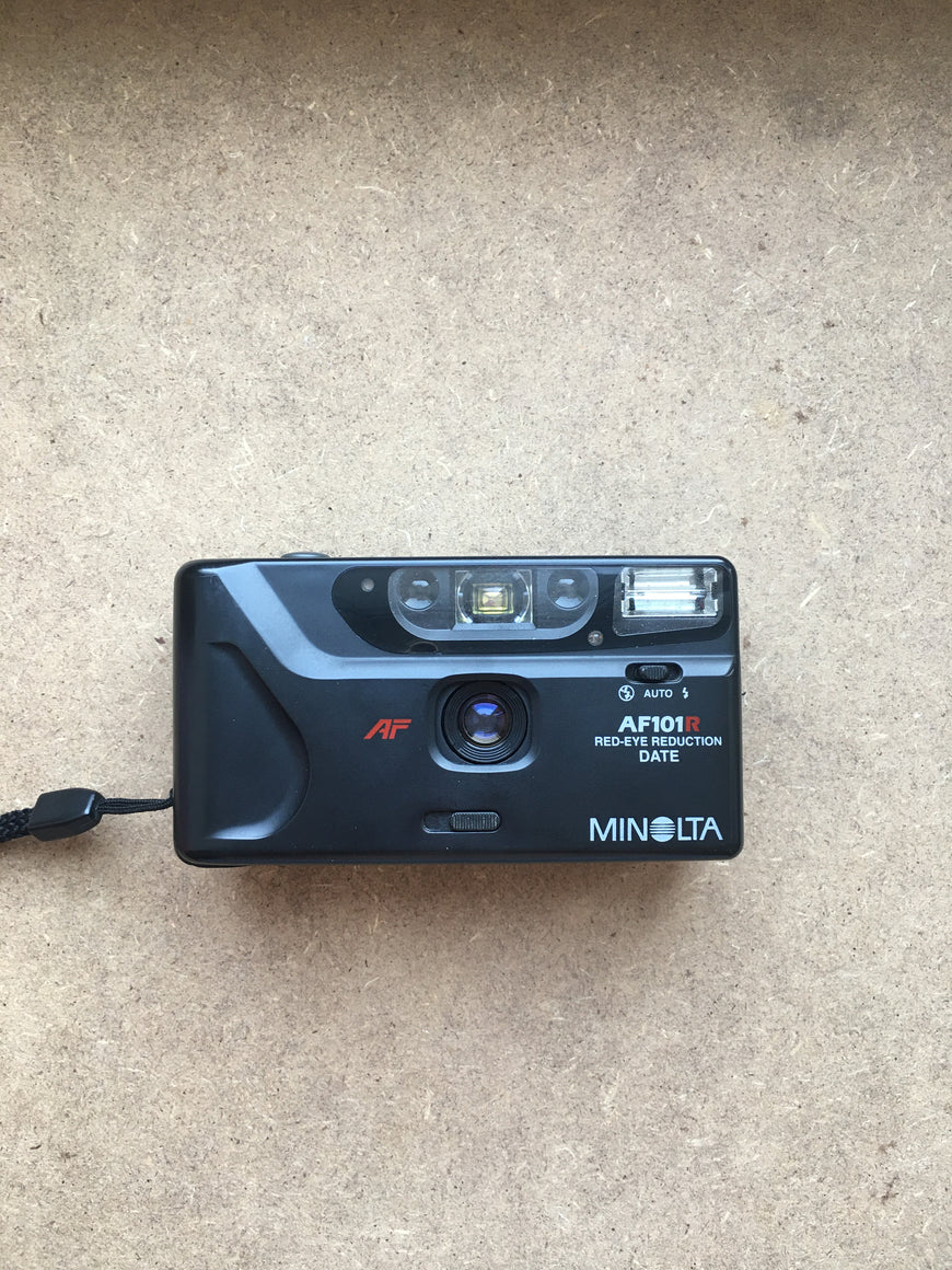 Minolta AF101R Date фотоаппарат пленочный