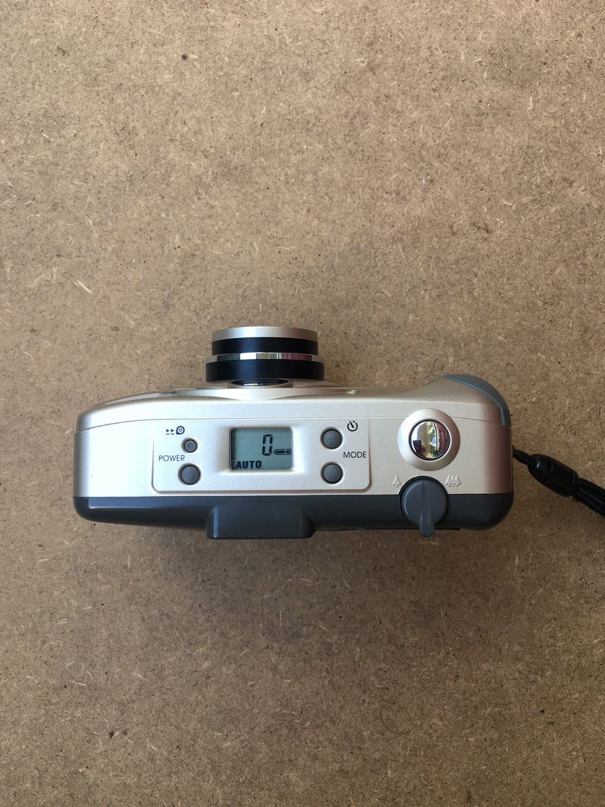 Praktica Zoom 700 AFD плёночный фотоаппарат